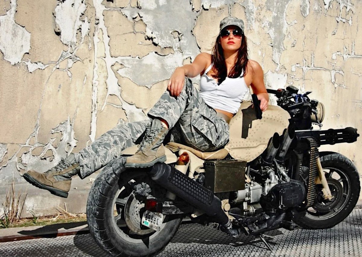 Брутальная женщина