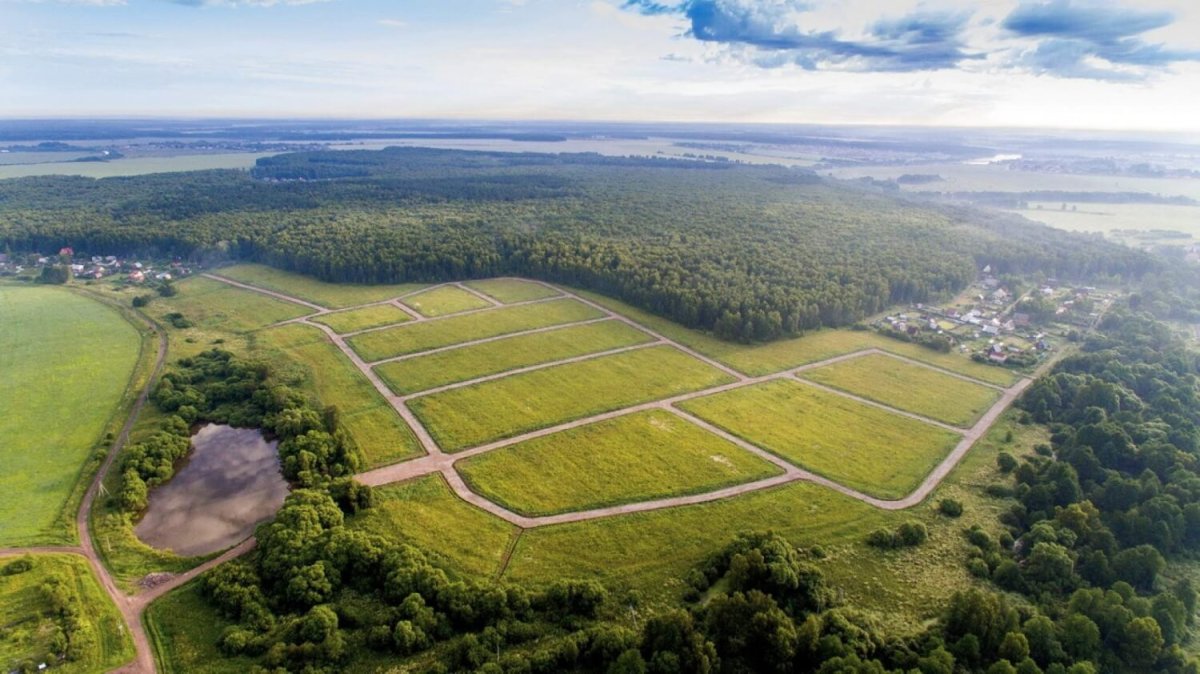 Земельный участок