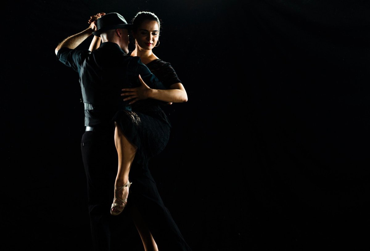 Танцующие пары