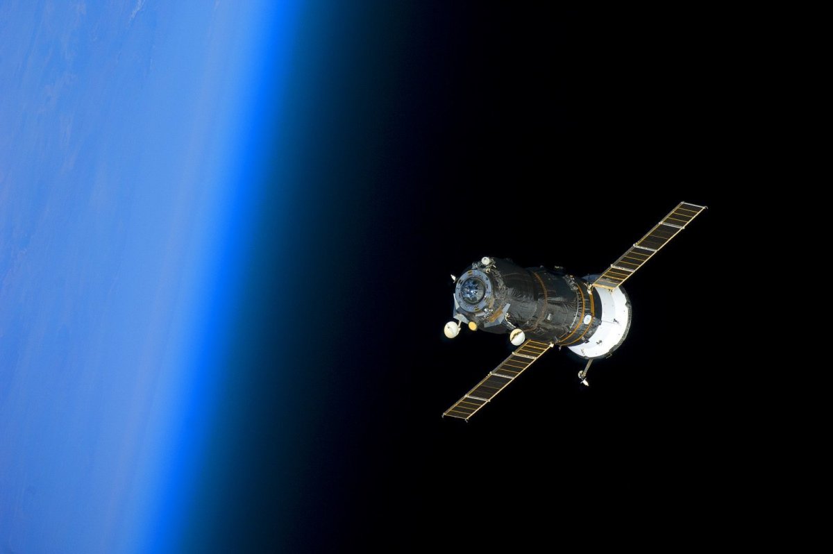 Орбита земли с МКС