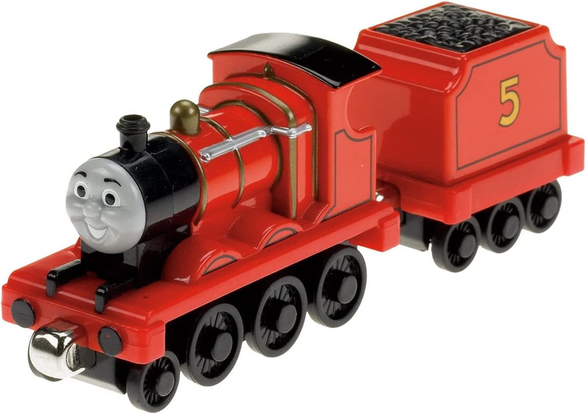 Поезд гудит