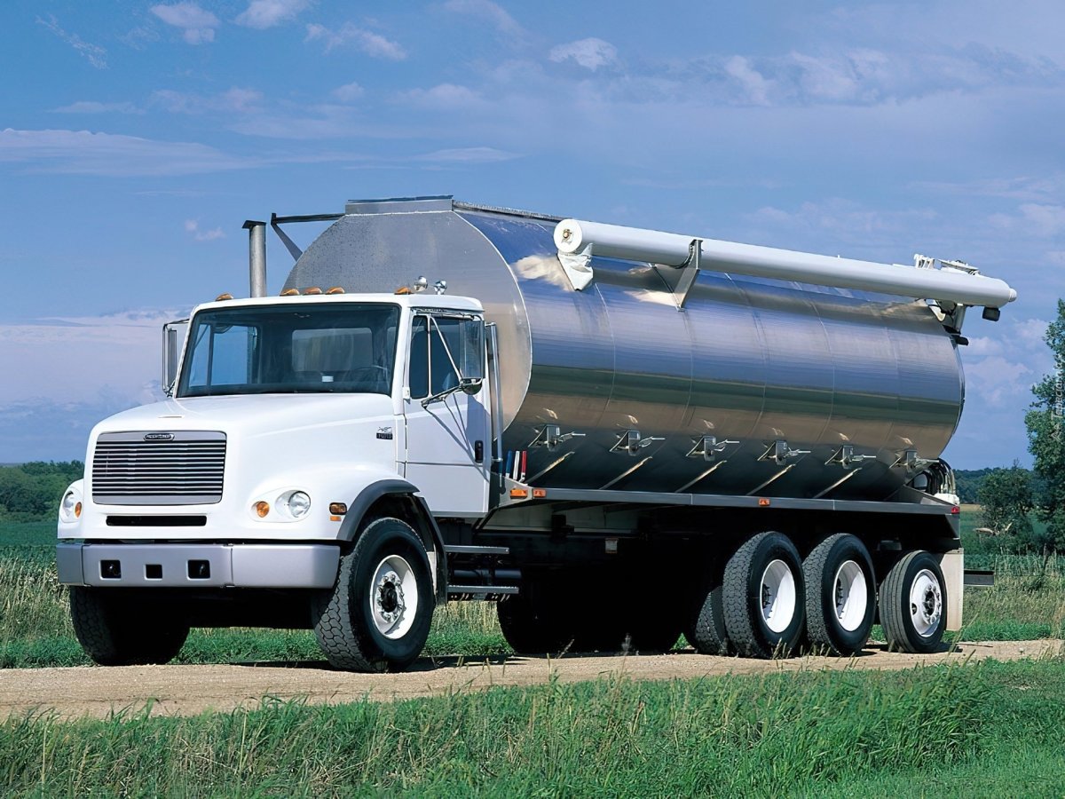 ГАЗ 3307 молоковоз