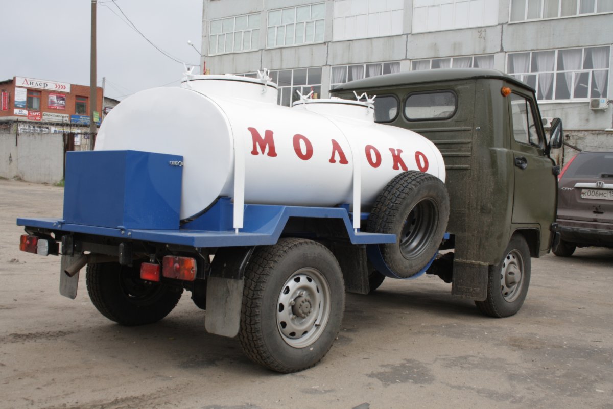 ГАЗ молоковоз тонн молока