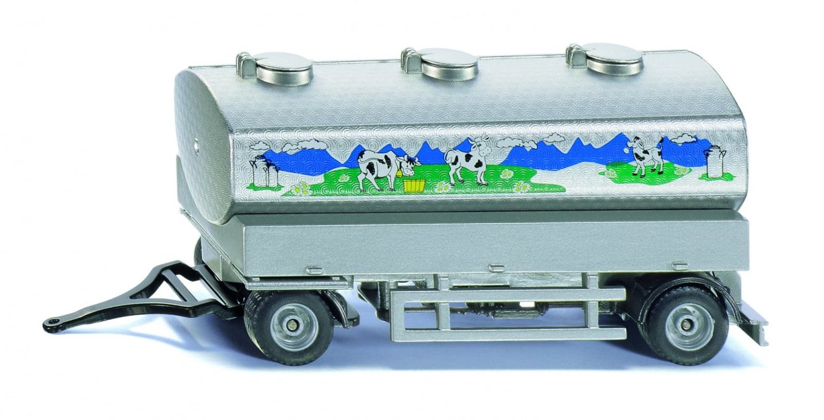 Кировский молочный комбинат молоковоз