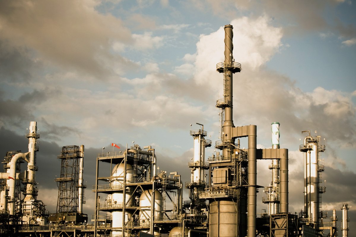 Нефтеперерабатывающая промышленность