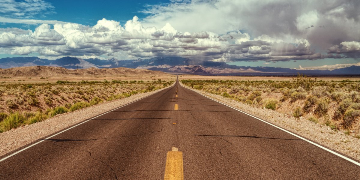 Дорога на прозрачном фоне