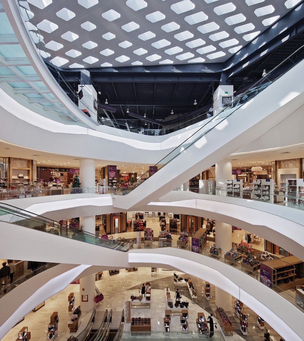 ТЦ Атриум внутри