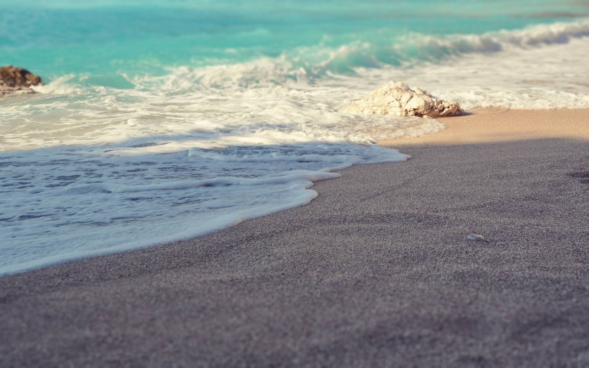 Море волны сверху