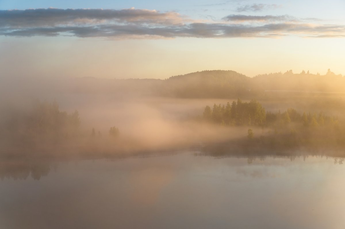 Город в тумане фото утро