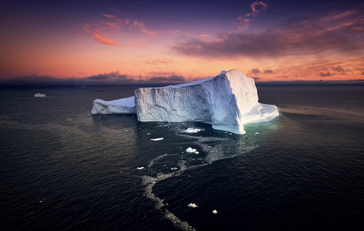Sunrise Айсберг
