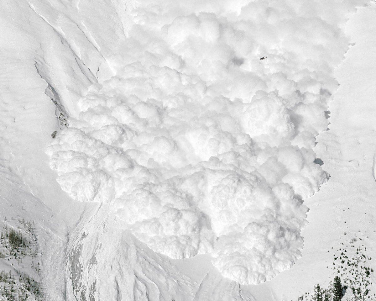 Лавина из мокрого снега