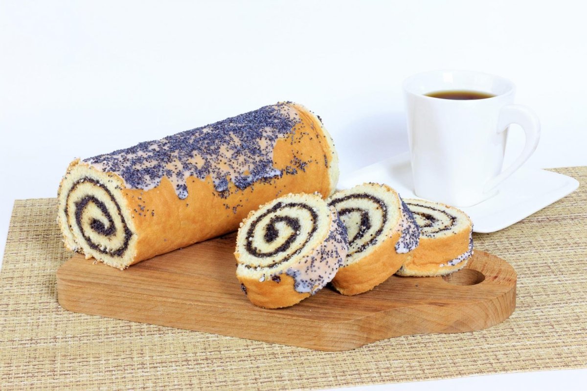 Выпечка бисквитного рулета