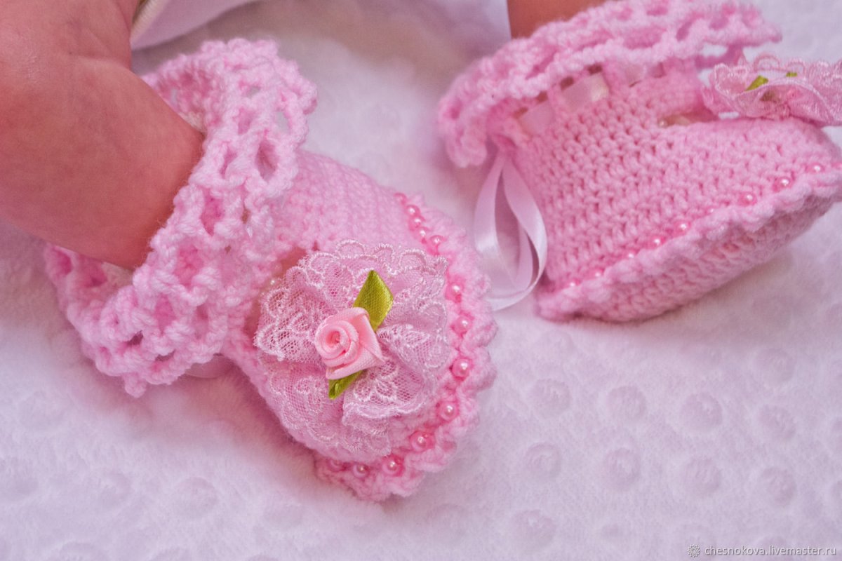 Розовые пинетки