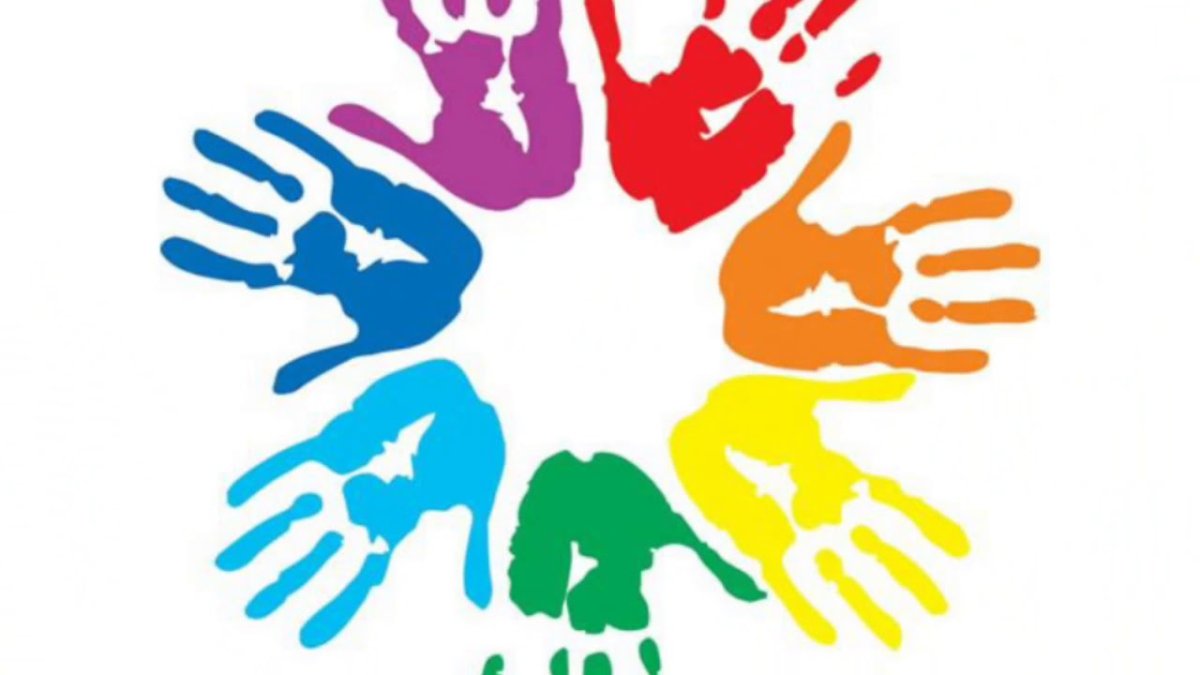 Мир из детских ладошек