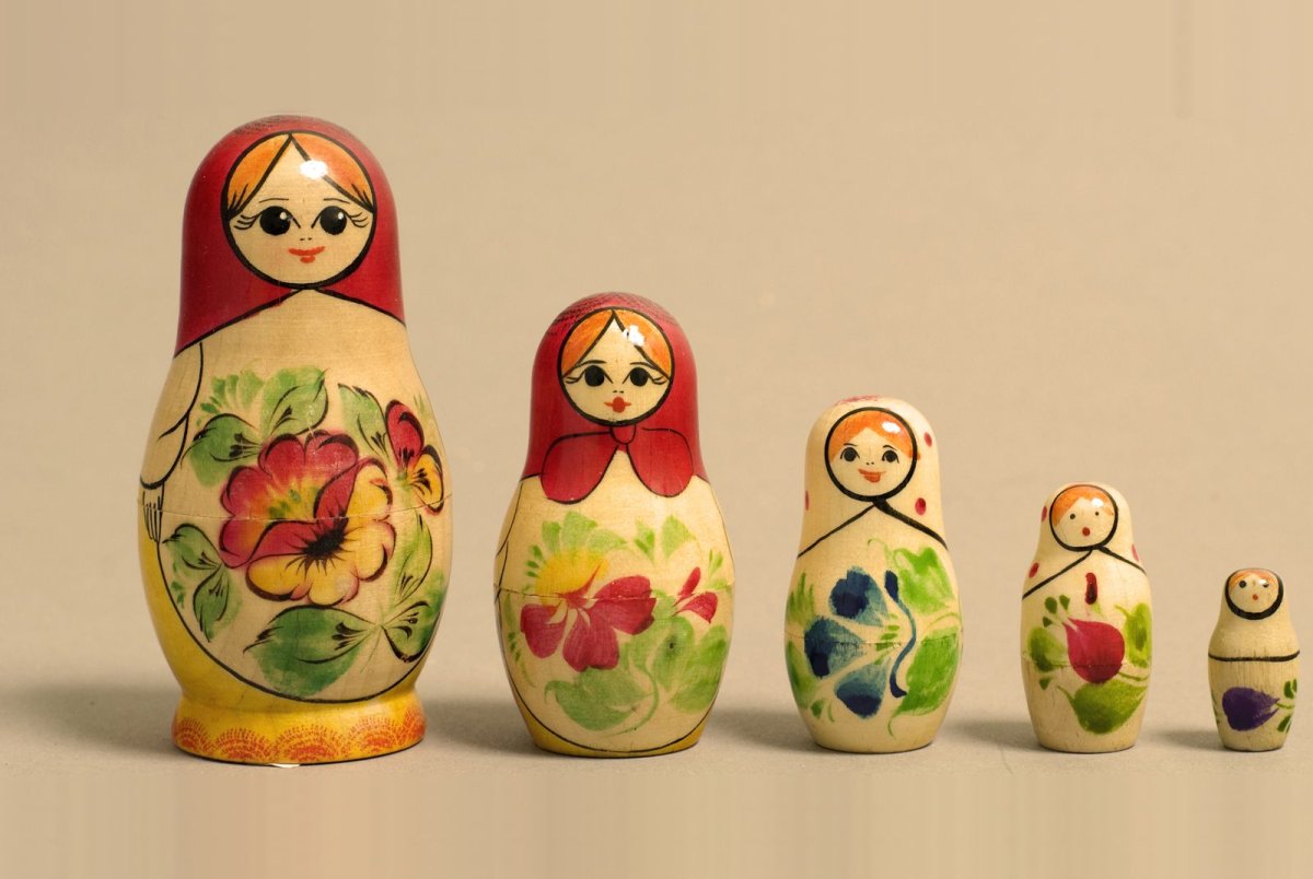 Вятская матрёшка Инкрустированная соломкой