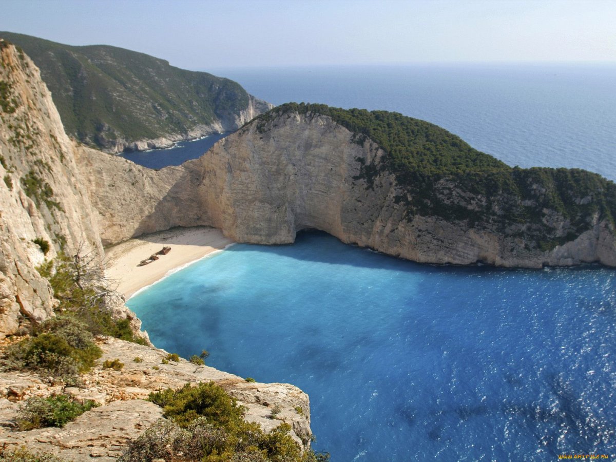 Бухта Окуневая Приморский край