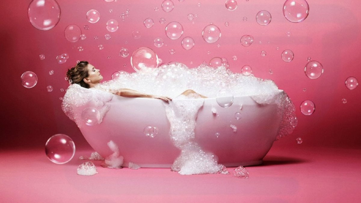 Мыльная пена в ванне