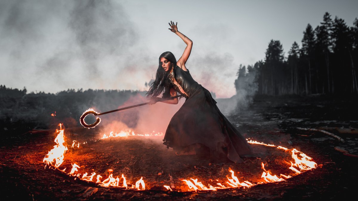 Анна Аскью Тюдоры сериал сожжение на костре