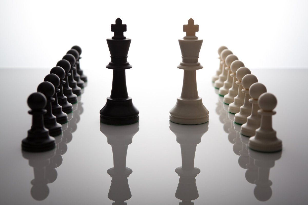 Королева и ферзь фигуры в шахматах