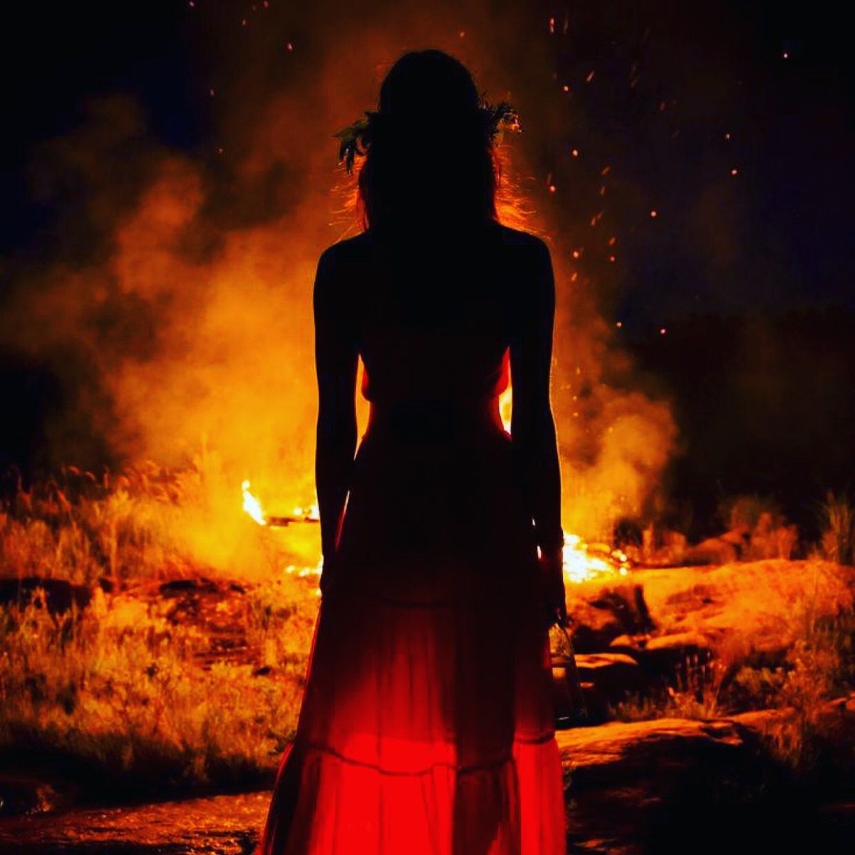 Ведьма пламени