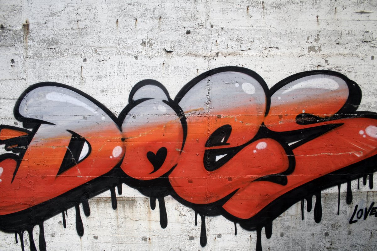 Красное граффити