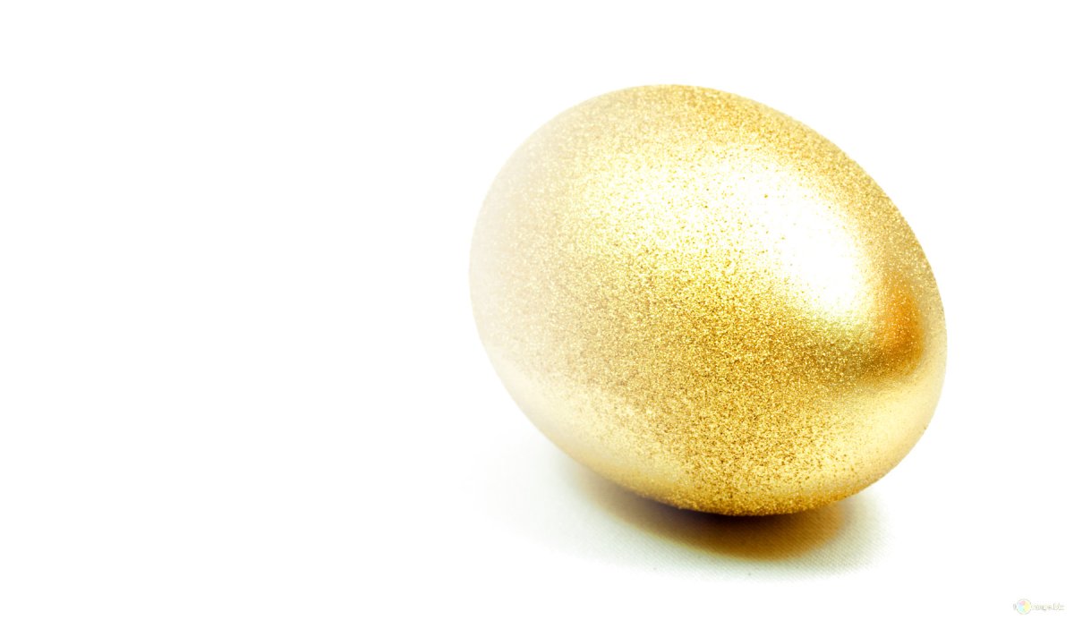 Яйцо золотое из сказки Курочка Ряба