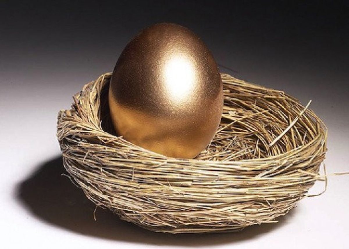 Золотое яйцо курочки Рябы