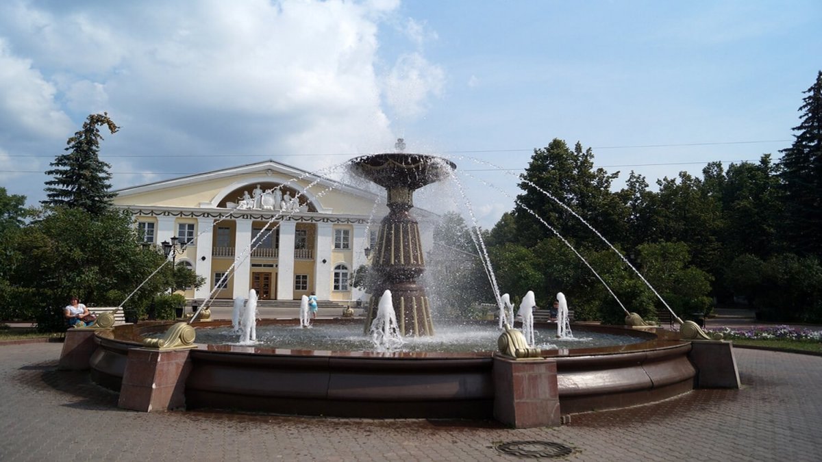 Город Аша фонтаны