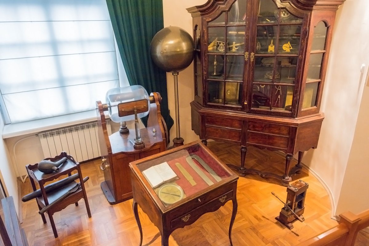 Первая астрономическая обсерватория Кунсткамера