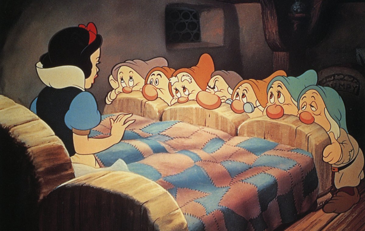 Спящая красавица и семь гномов