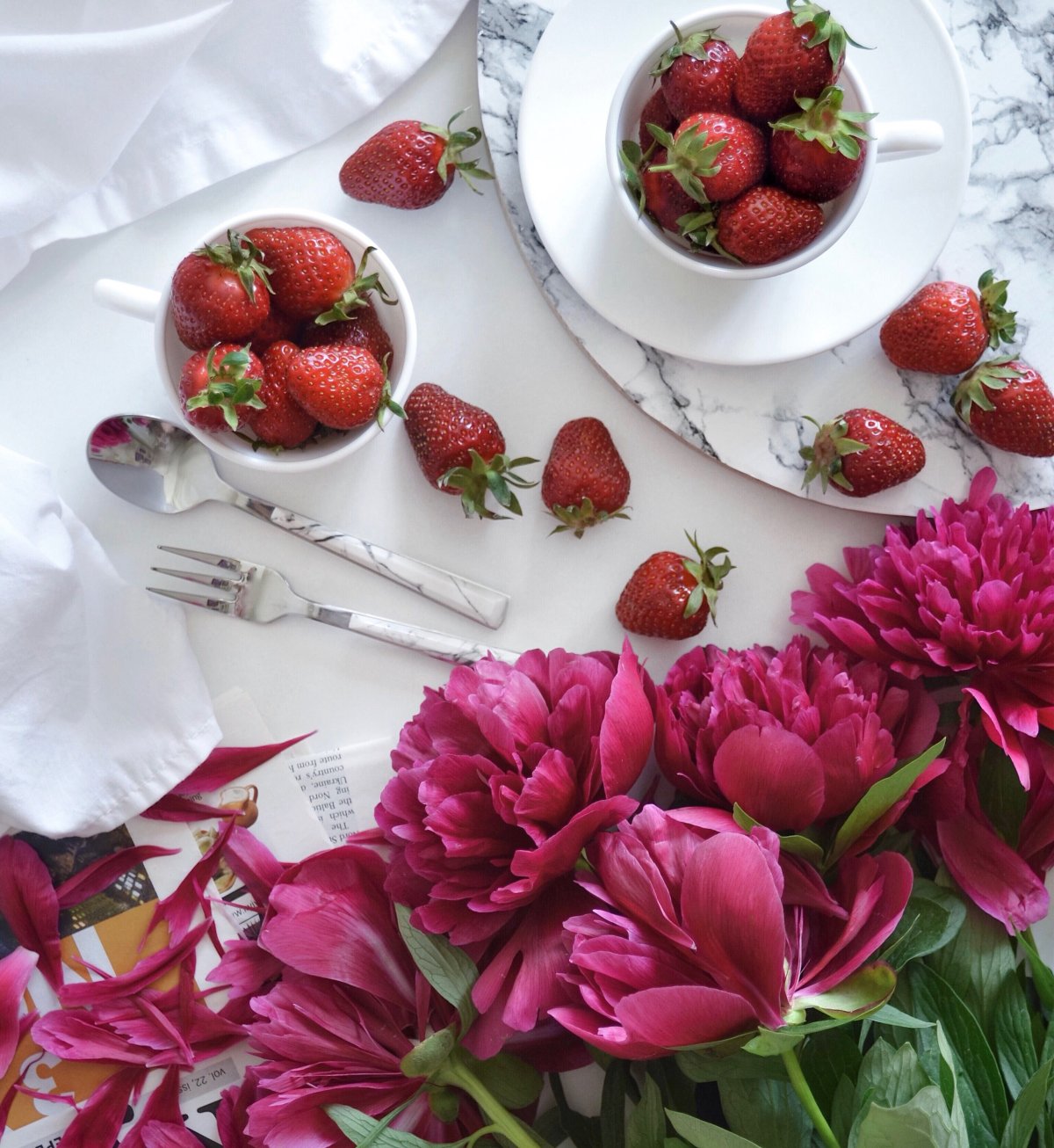 Эстетика клубники и кофе