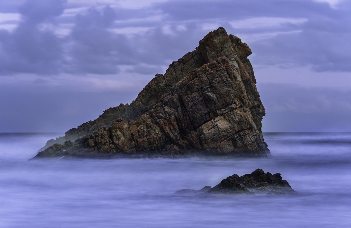 Острые скалы