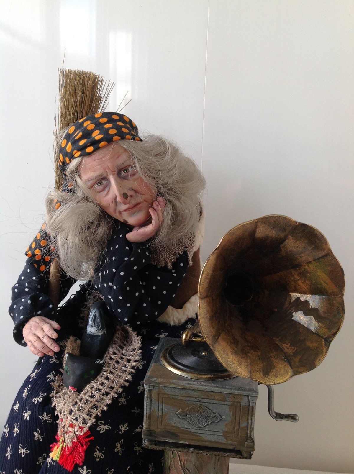 Картины бабки Ежки