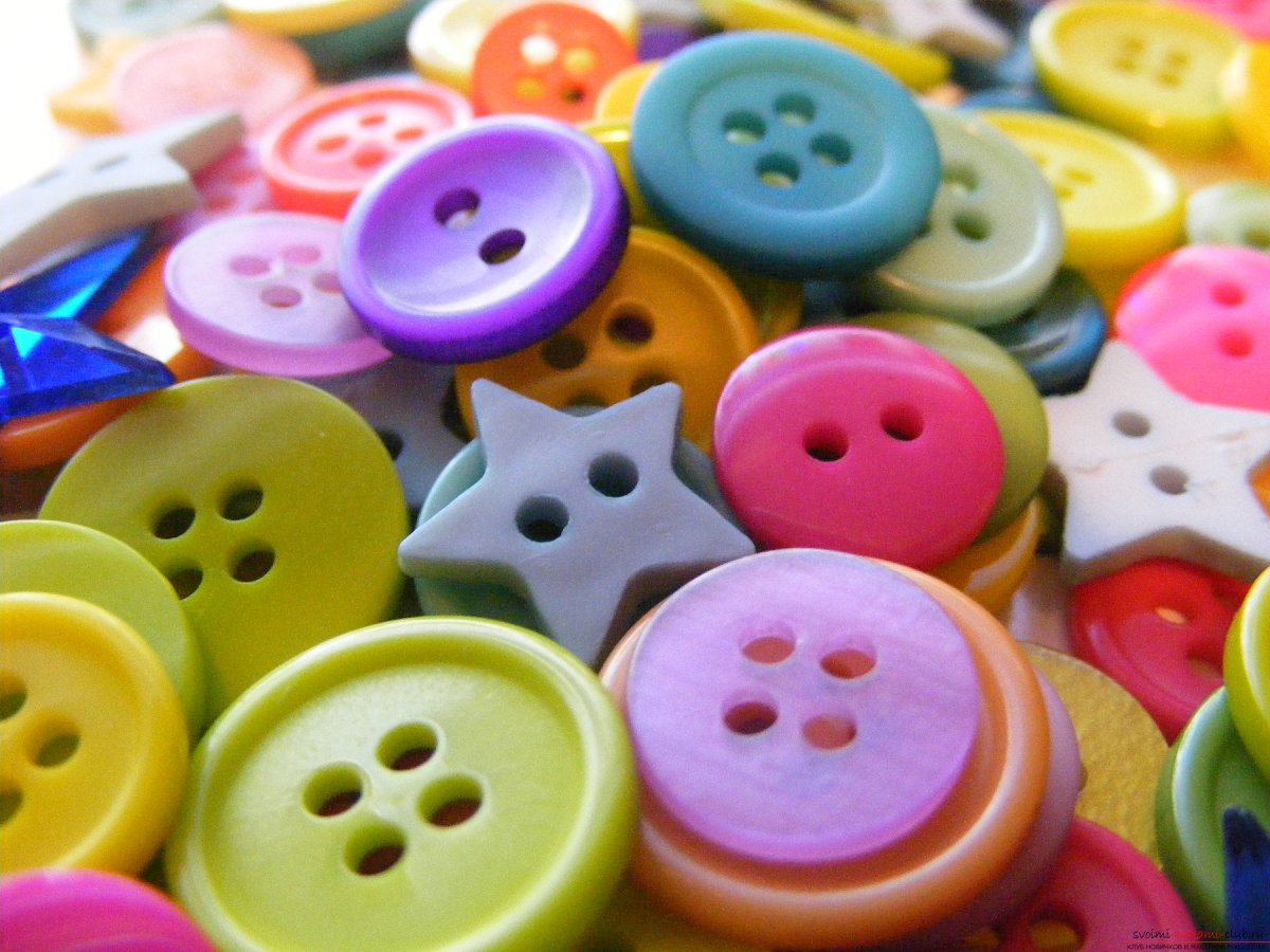 Пуговицы из разных материалов