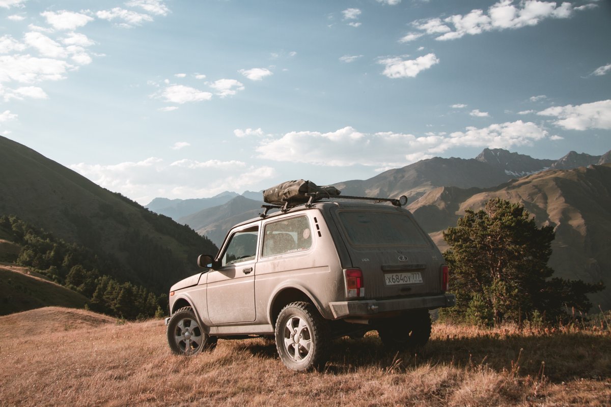 Lada Niva Travel