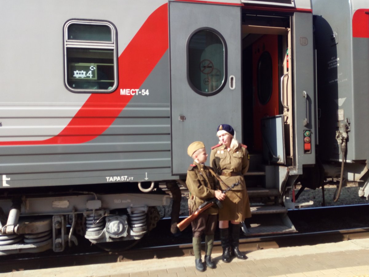 Лапаю девушек на улице