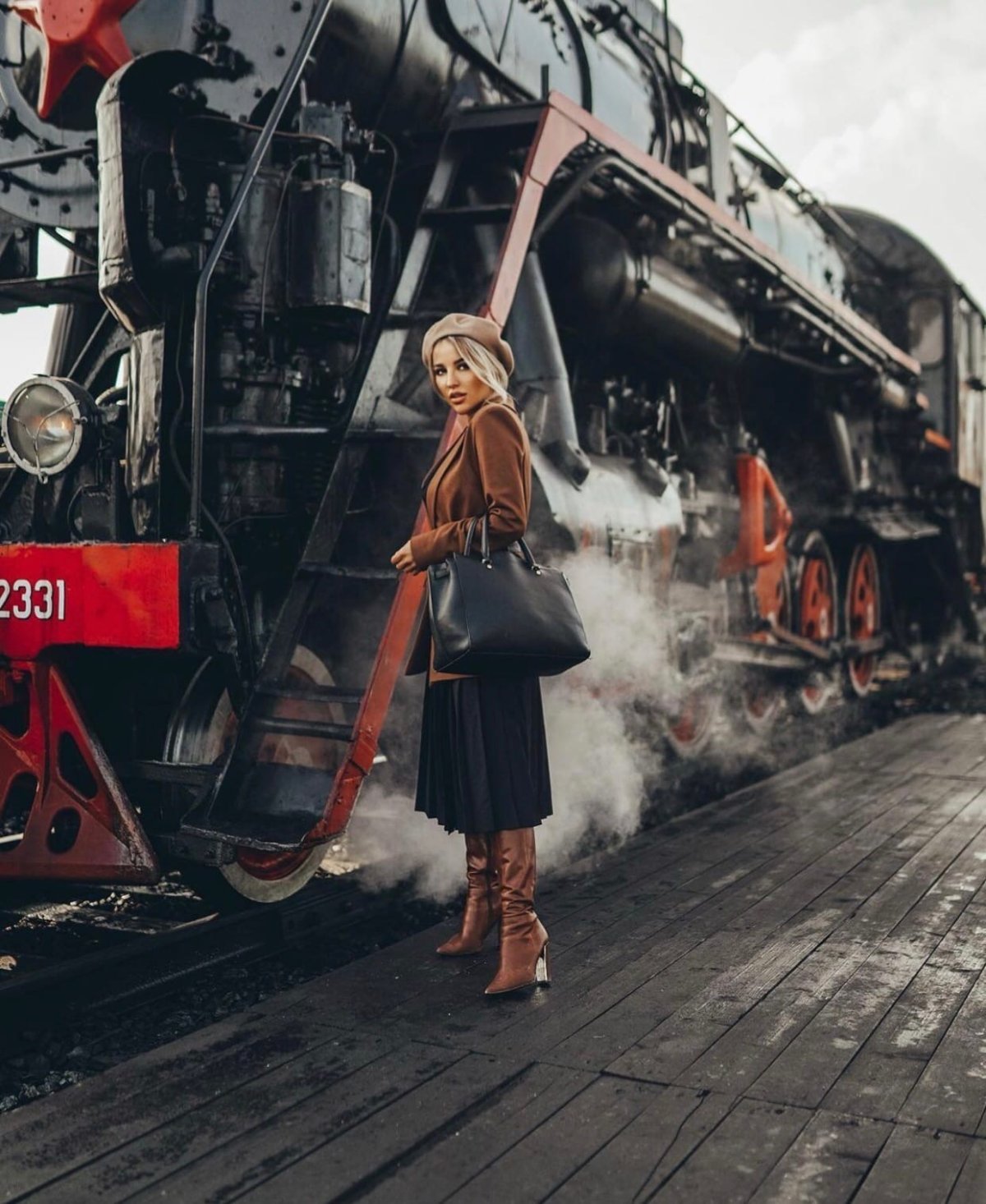 Паровоз в лесу