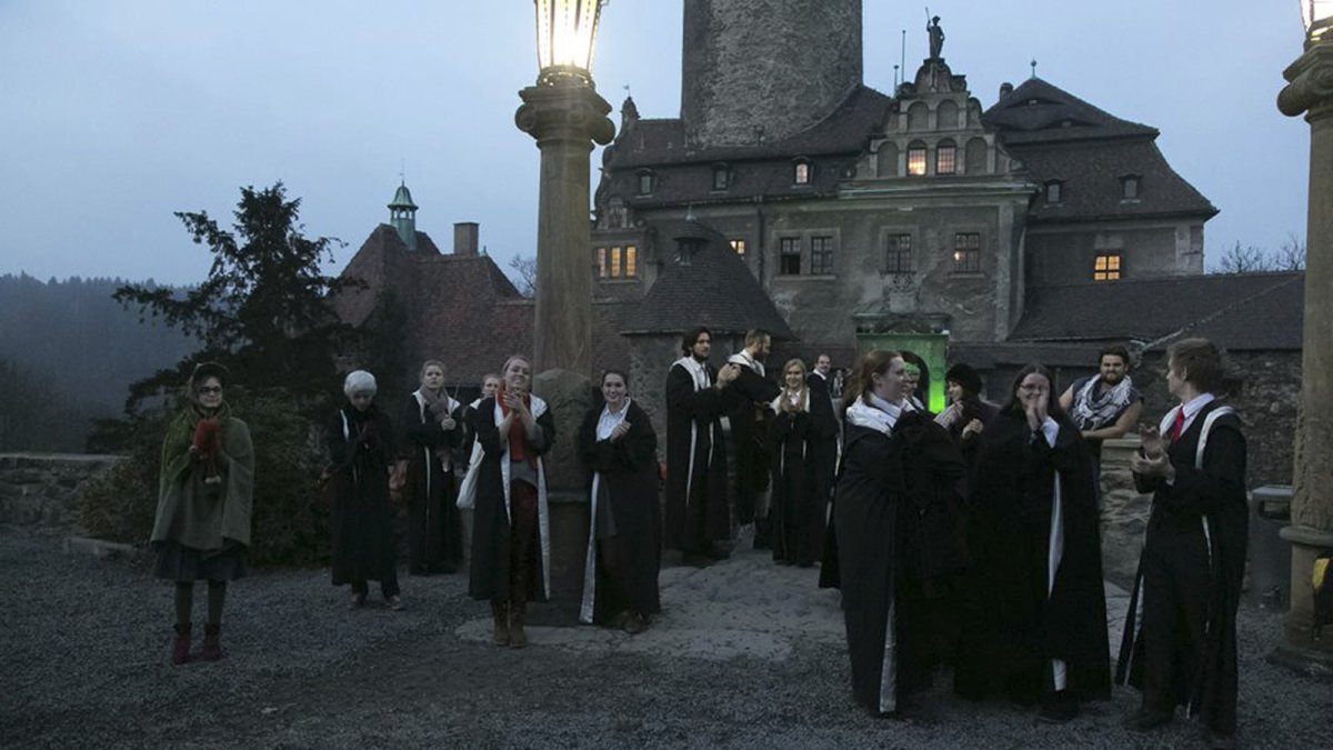 Школа магии и волшебства Хогвартс