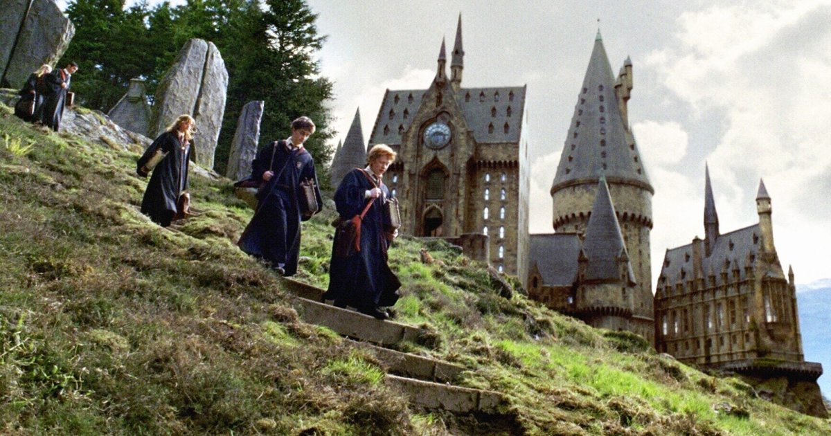 Хогвартс из Гарри Поттера фото из фильма