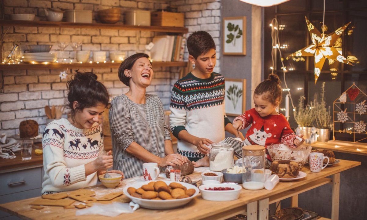 Семейный ужин новый год