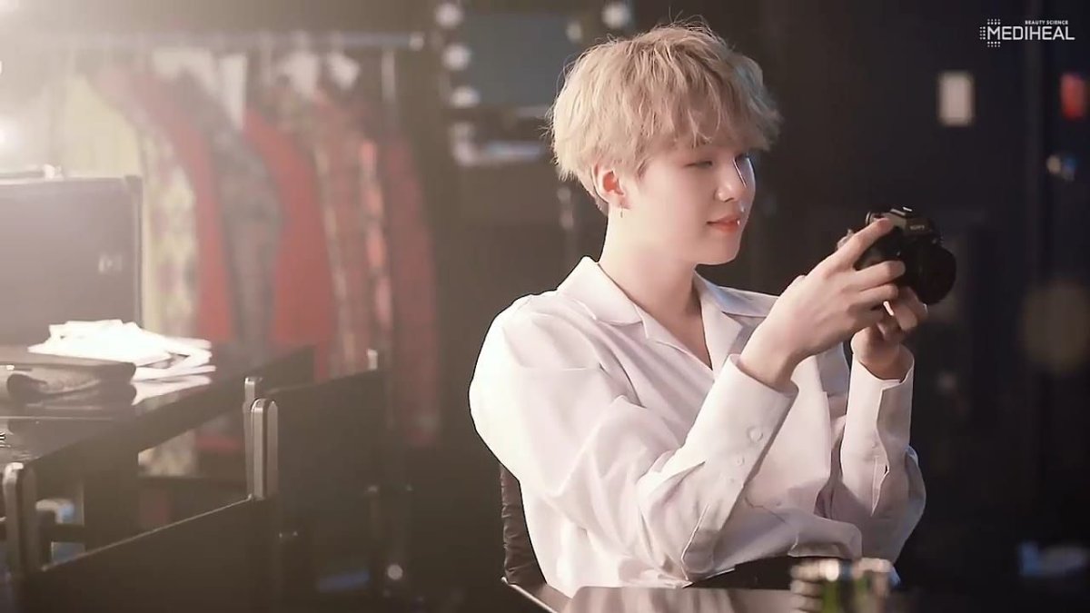 Обои BTS Юнги