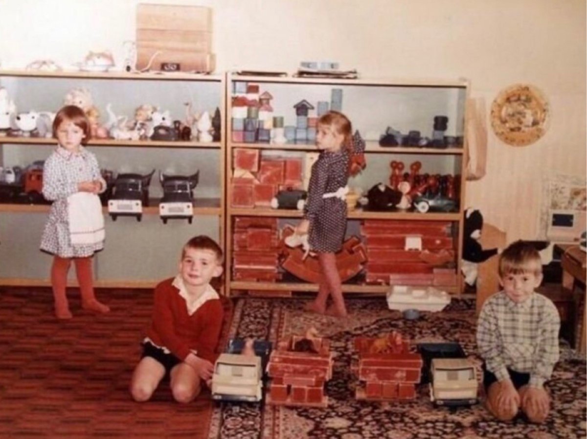 Советские дети в шортах