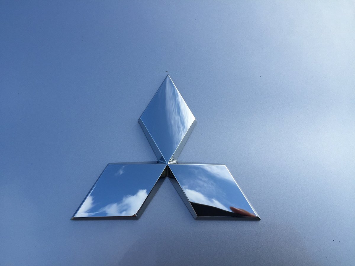 Значок Мицубиси