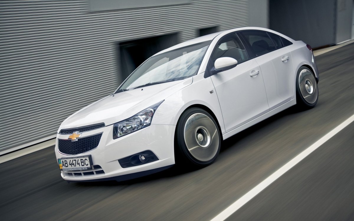 Chevrolet Cruze 2013 хэтчбек