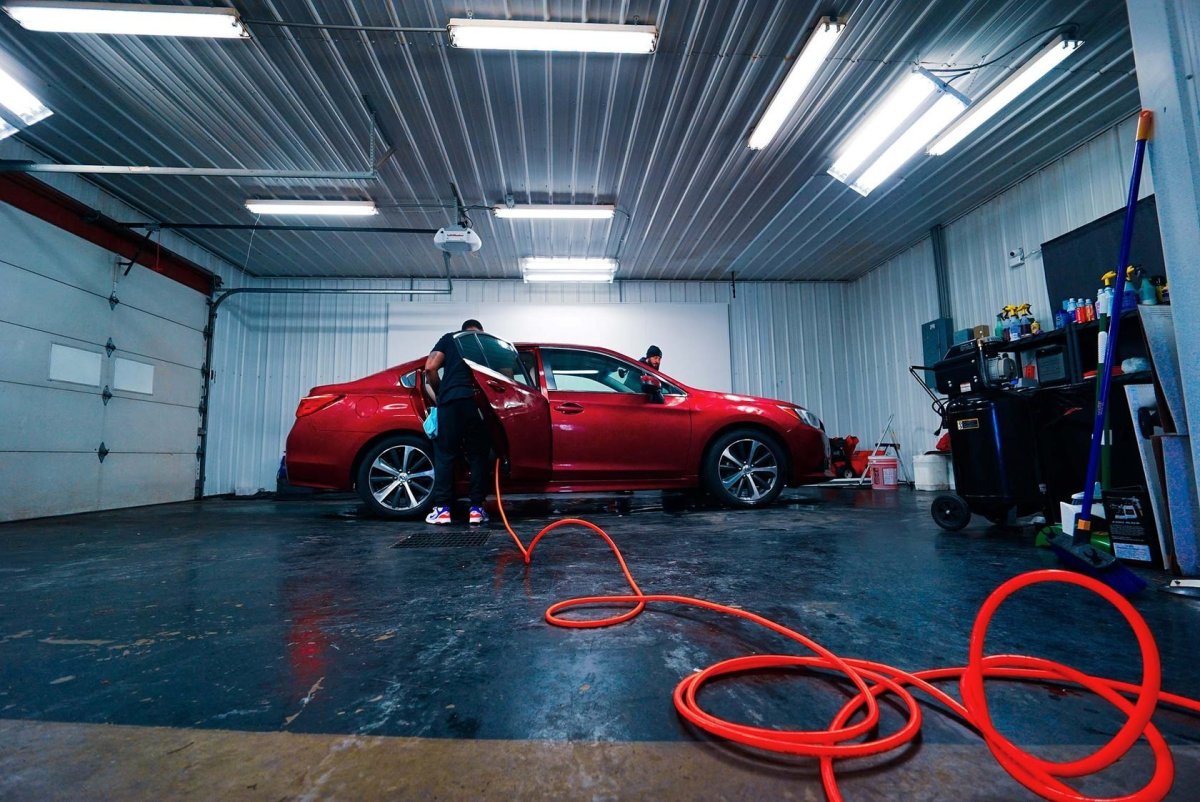 Автомойки с девушками