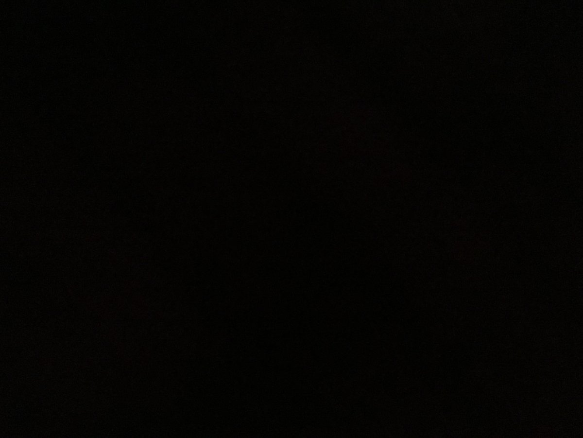 Темный квадрат