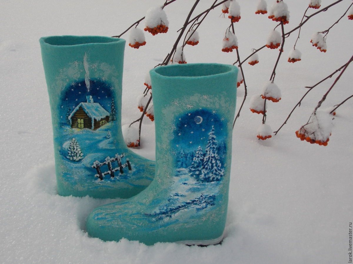 Тюльпаны в валенках