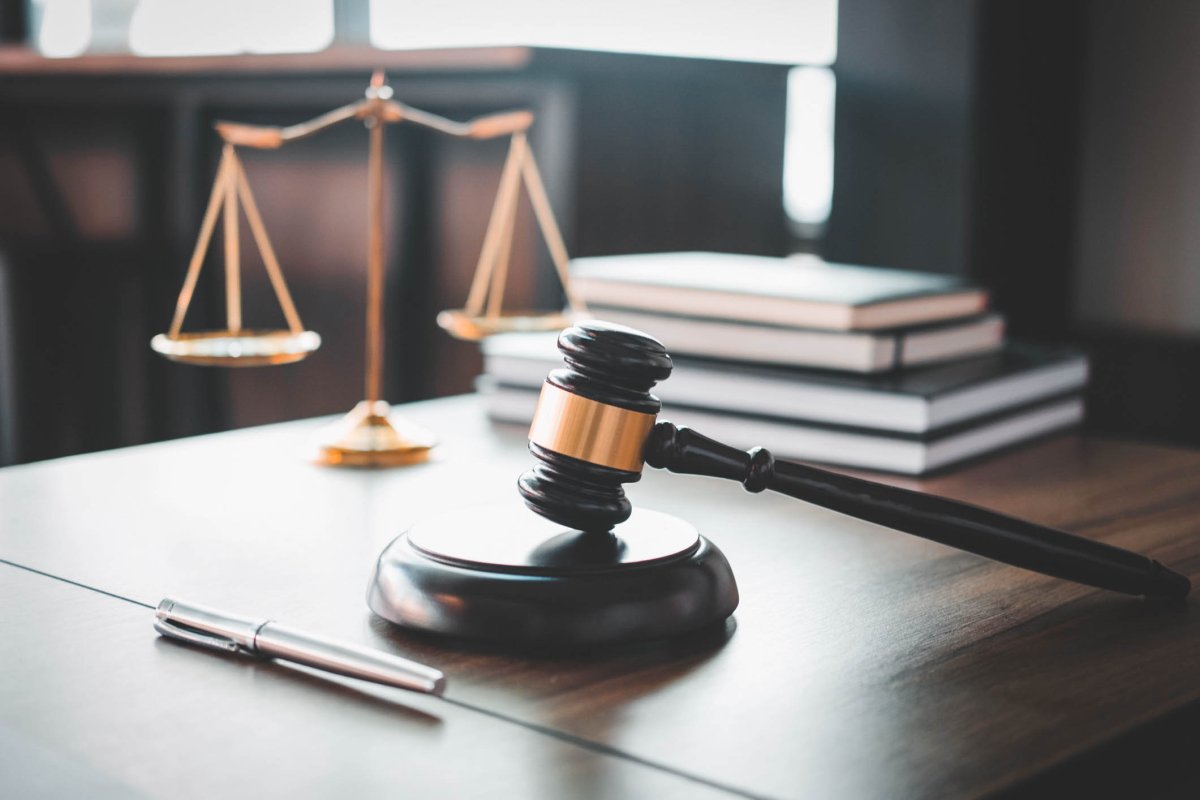 Юрист в суде