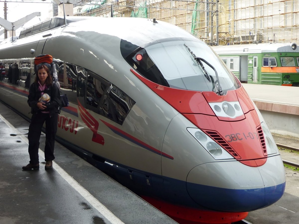 Сапсан Арнев