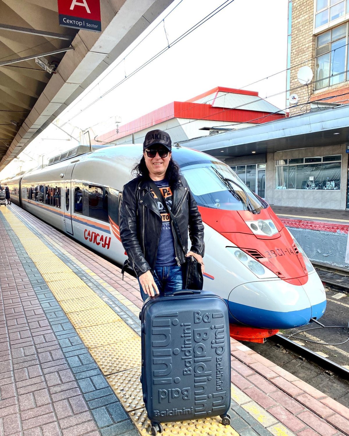 Праздник Сапсан девушка